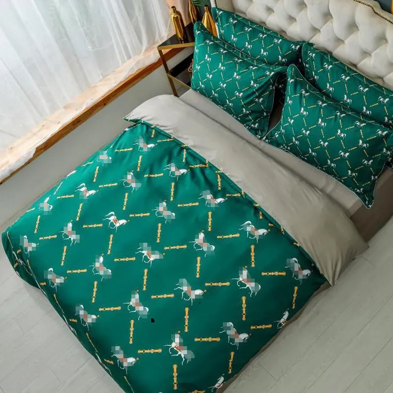 Designer luxo duvet cobertura e travesseiro Seta verde impressão consolador aquecido e confortável conjunto de cama