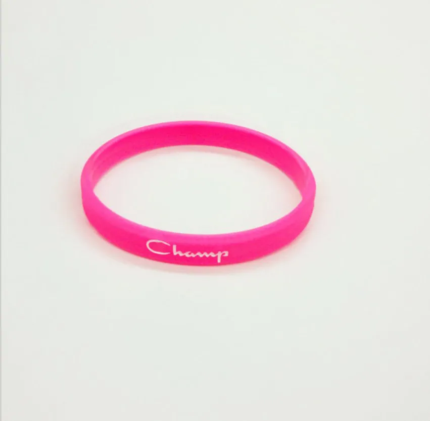 Set di 5 braccialetti a fascia in gelatina colorata con glter di