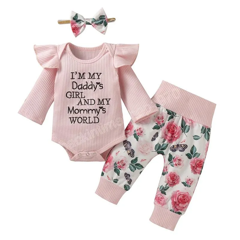 Çocuklar Giyim Setleri Kız Kıyafetler Bebek Pit Şerit Uçan Kollu Mektup Baskı Romper Tops + Çiçek Çiçekler Pantolon 2 adet / takım Bahar Sonbahar Moda Bebek Giysileri