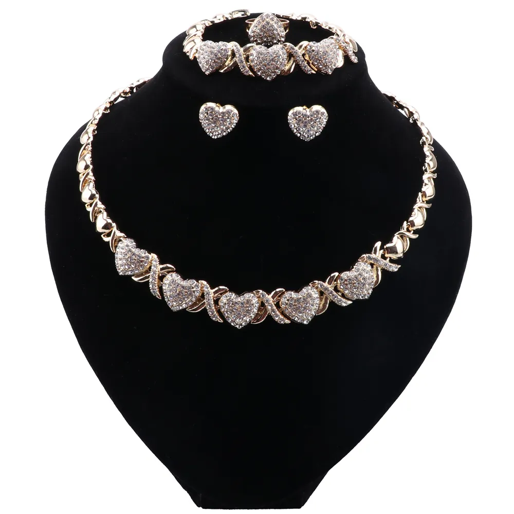 Ställer in kvinnors bröllop Bridal Crystal Heart Cluster Statement Halsband dingle örhängen armband ring party smycken set
