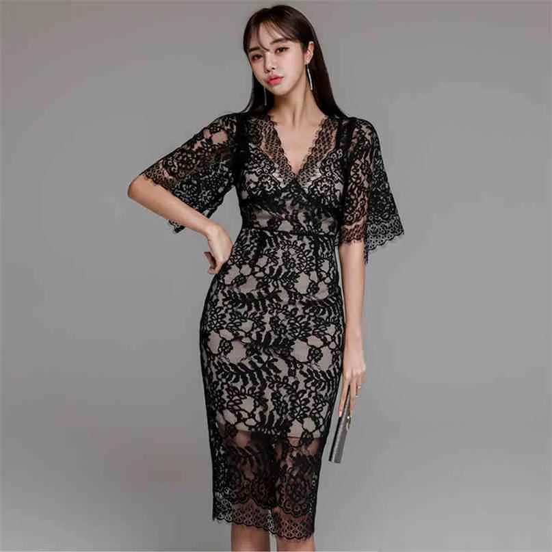 Sexy Lace Dress Black White V-neck Short Cloak Sleeve Bodycon Summer Elegant Ladies Floral Hollow Out Party 210603