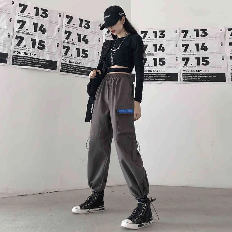 Womens High Waist Tiktok Cargo Pants With Pockets Loose Streetwear  Sweatpants For Boyfriend And Casual Wear 210414 From Xue04, $15.56