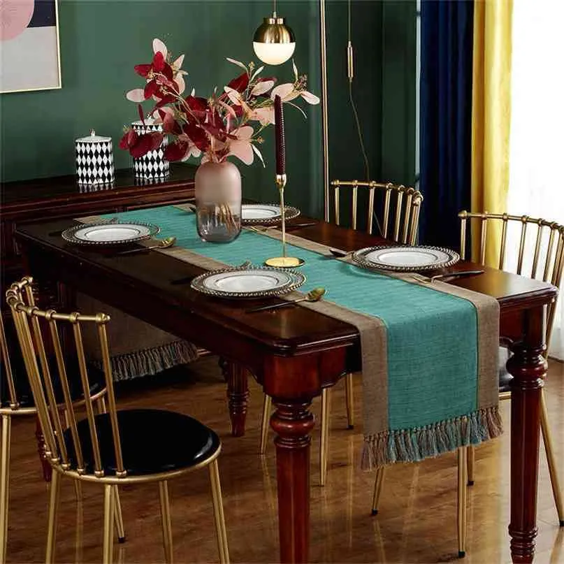Premium Woven Boho Luksusowe biegacze stołowe z Handmade Tassel Farmhouse Party Wedding Dresser Decor 210709