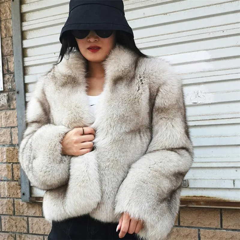 Kvinnors Fur Faux Luxury Winter Women Coat Full Sleeve Girl Real Natural Short Jacket med 2021 Hög kvalitet