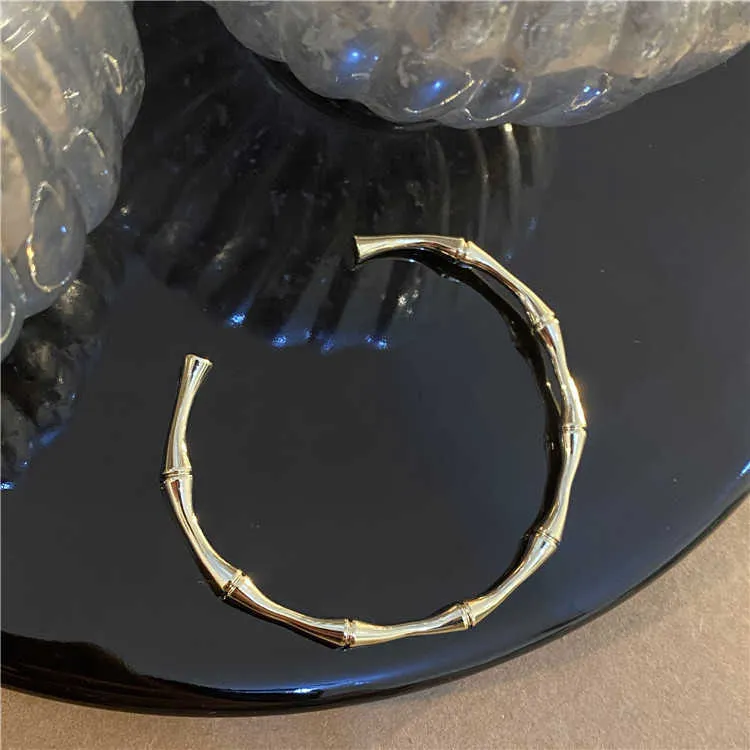 Simple Bamboo Metal Spring Bracelet For Women Cold Wind