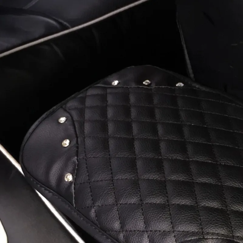 Crown-with-Crystal-Rhinestone-Car-Armrests-Cover-Pad-PU-Leather-Vehicle-Center-Console-Arm-Rest-Box-6