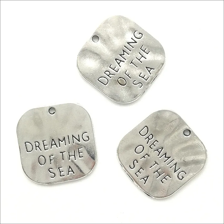 Lot 100 sztuk Dreaming of the Sea Antique Silver Charms Wisiorki Biżuteria DIY Na Naszyjnik Bransoletka Kolczyki Retro Styl 20 * 19mm DH0860