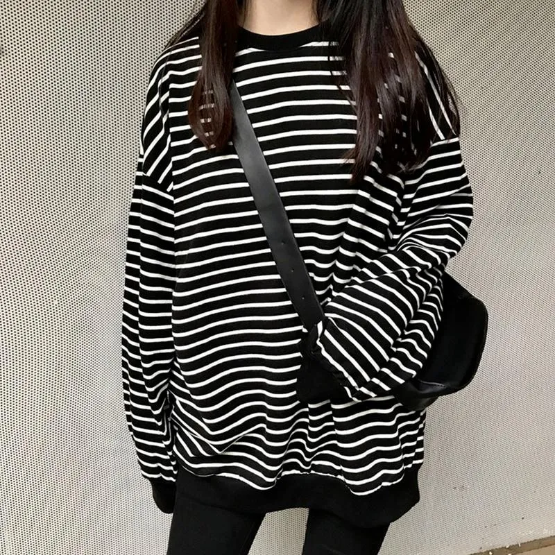 Kvinnors Tröjor Harajuku Pullover Crewneck Sweatshirt Kvinnors College Svartvitt Striped Hoodie Långärmad Poleroner 2021