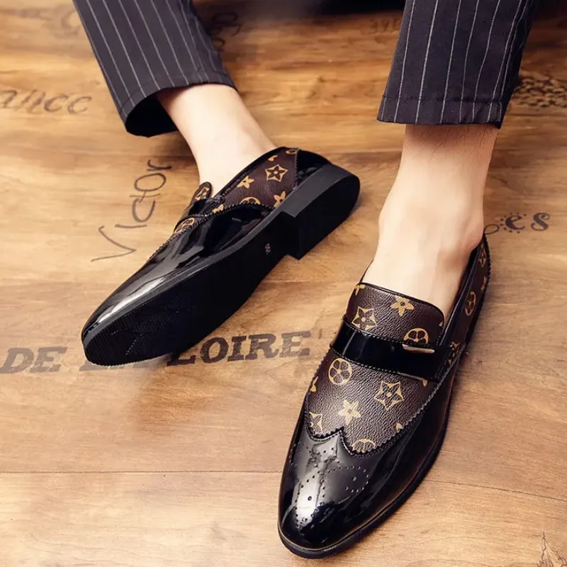 Loafers Men Shoes PU Leather Print Comfortable Suitable Versatile Low Heel Pointed Metal Buckle Decoration Casual British DH021