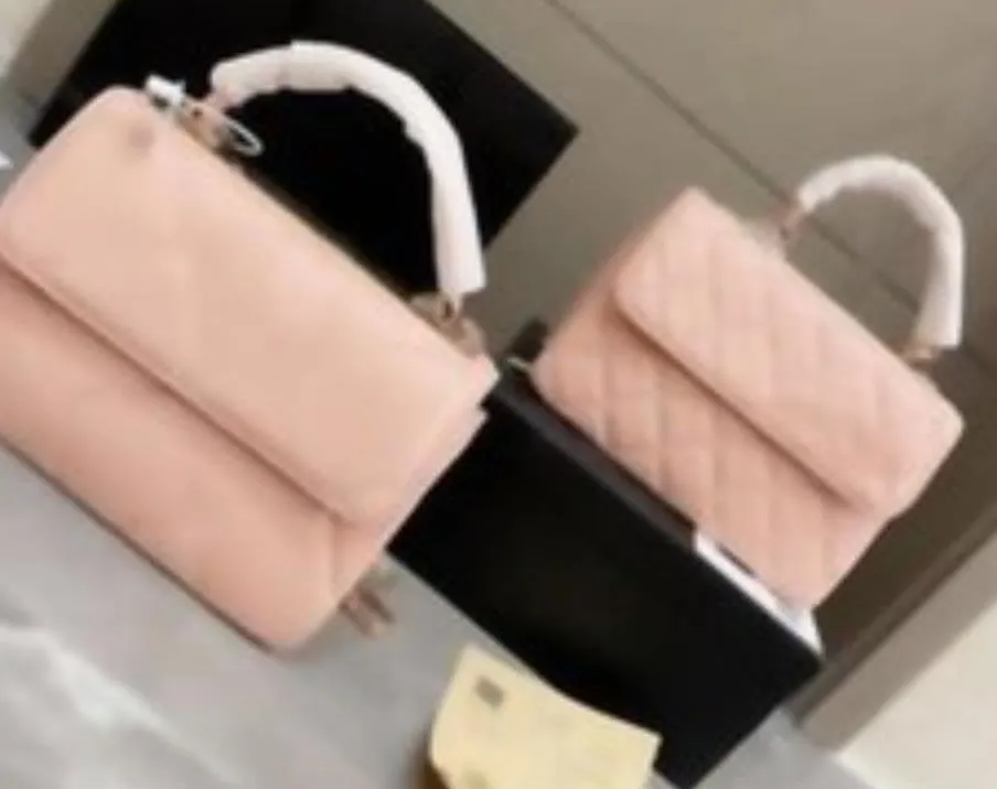 2022 Kvinnor Luxur Designer Bag Crossbady Högkvalitativ handväska Passistpris äkta läder axel klaffhandväska med liten och stor