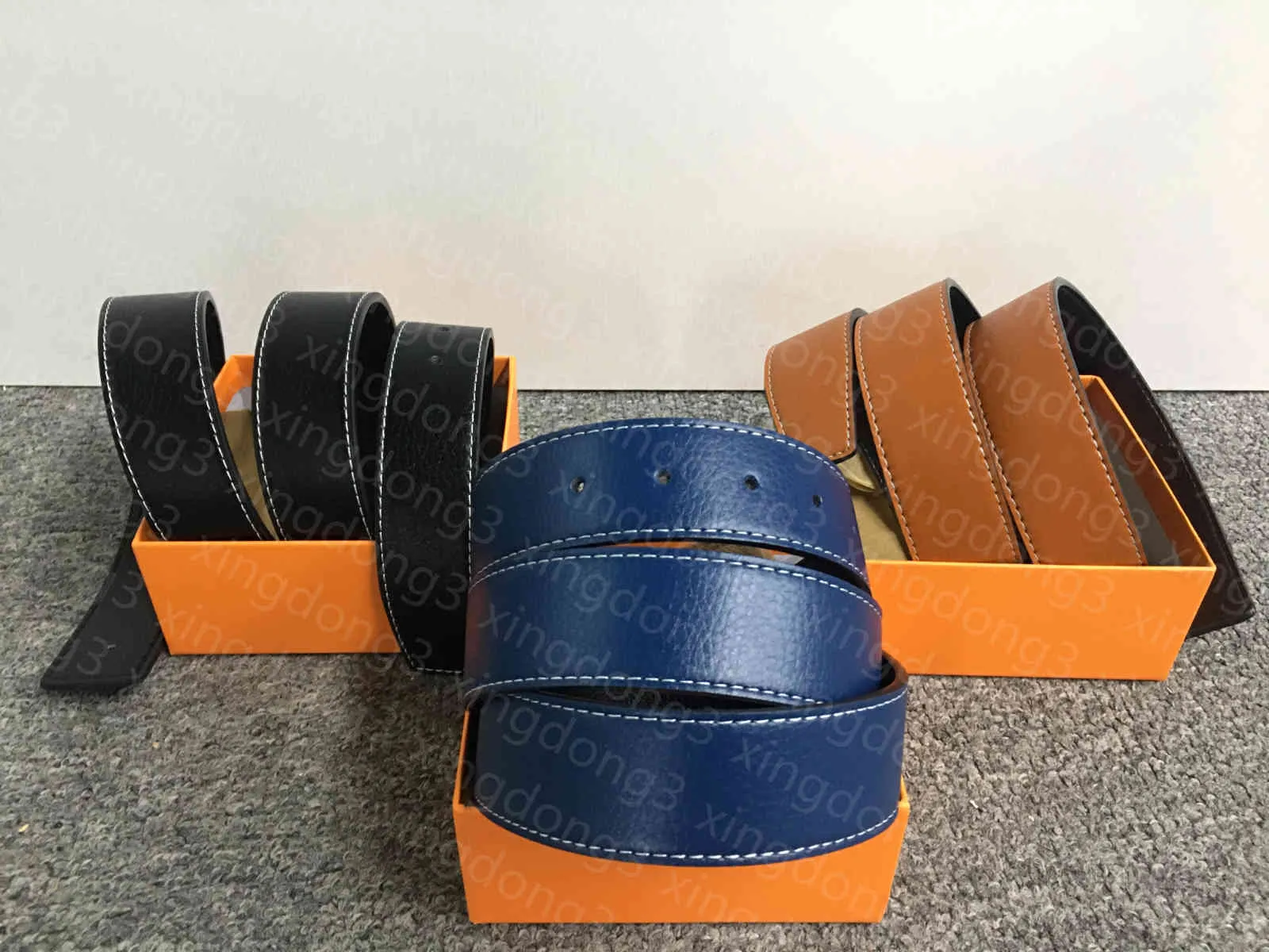 bälten herr Desinger-bälte Lädermode Damaccessoarer Lyxigt brev midjeband Stort guldspänne Kvalitet Casual Business-rem Ceinture med orange låda