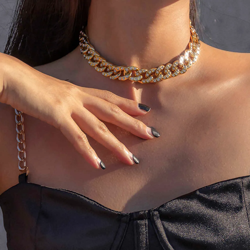 Chunky cuban link choker outlet