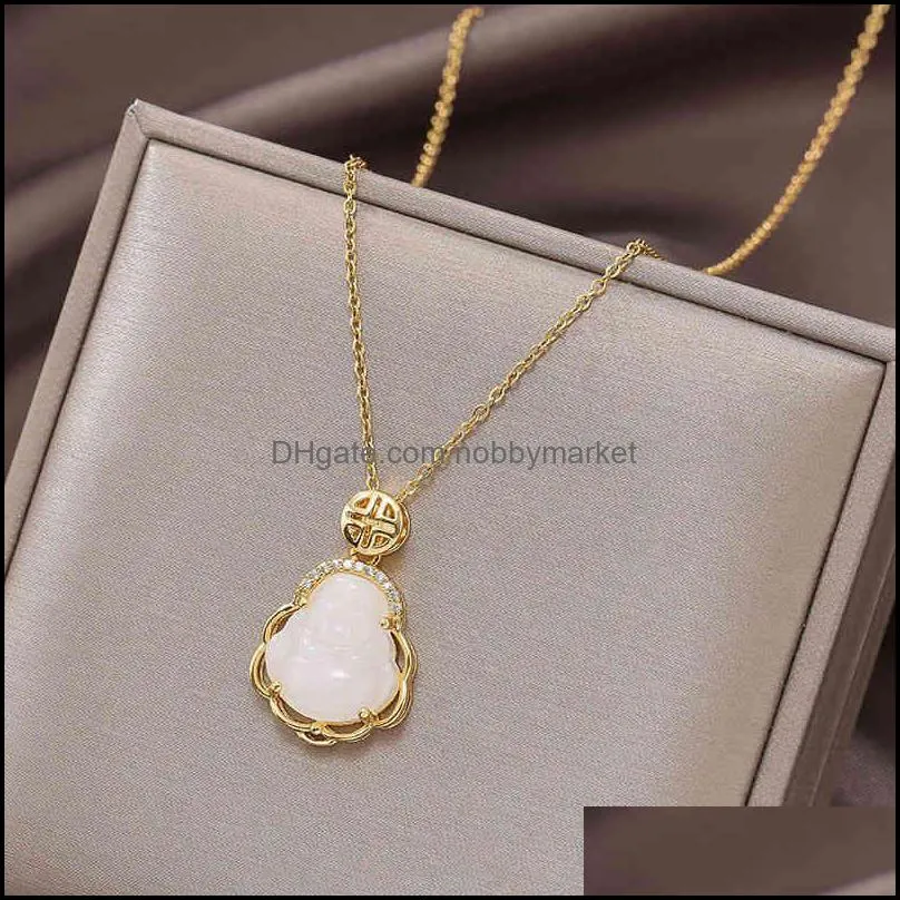 Non fading diamond inlaid titanium steel necklace female ins simple clover student clavicle chain 18K light luxury niche new style