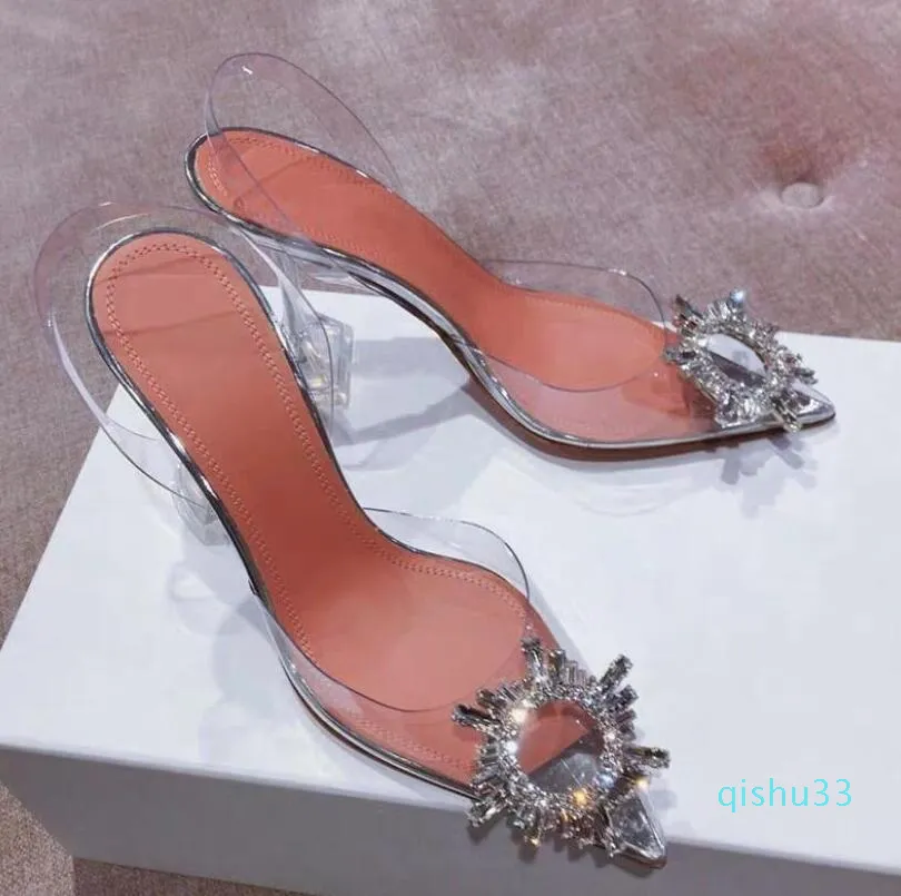 Hurtownia Jakości Buty Amina Begum Pcv Czółenka Muaddi Restocks Begum Pvc Slingback Sandały Wysokie Obcasy