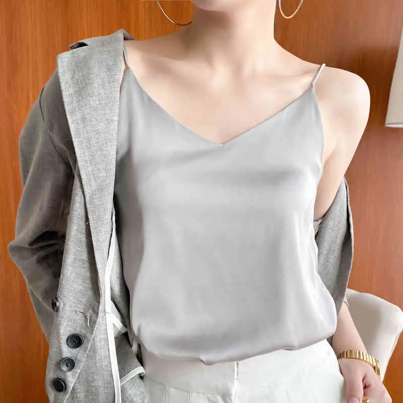 Tanque de mulheres de seda coreano tops mulher cetim camis mangas halter plus size ladies v-pescoço cinta sexy 210427