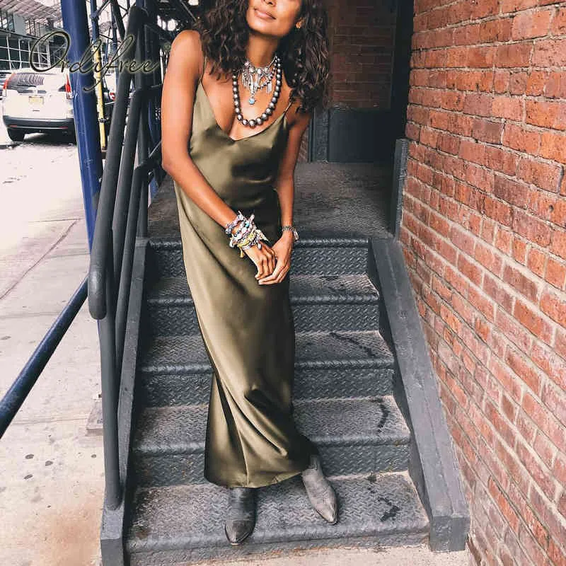 Summer Women Long Silk Spaghetti Strap Loose Split Sexy Maxi Satin Slip  Dress 210415 From Bai03, $12.49 | DHgate.Com