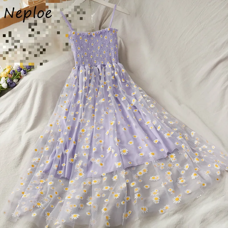 Neploe Daisy Mesh Yarn Spaghettiストラップドレス女性ニューサマーフレンチスタイルプリーツスリム廃棄物レトロな甘いドレス82124 210423