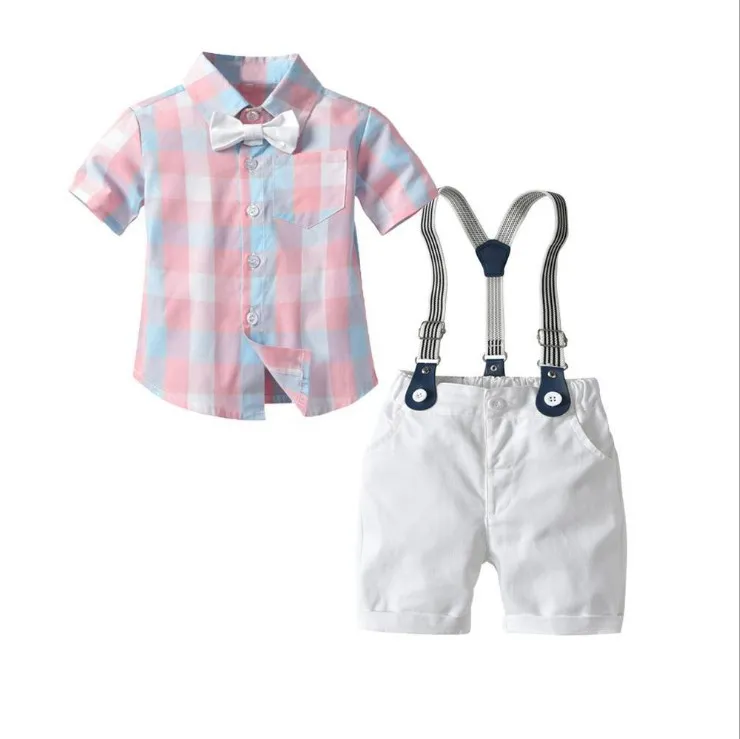 Gentleman Style Bébé Garçons Vêtements Ensembles Été Enfants Chemise À Carreaux À Manches Courtes Avec Noeud Papillon + Bretelles Shorts 2pcs Ensemble Enfants Costume Garçon Tenues 1-7 Ans