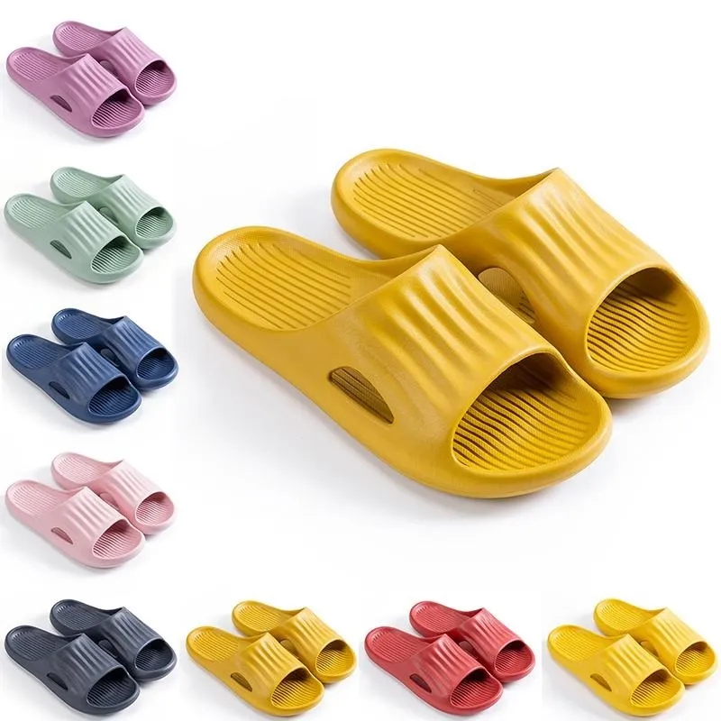 Sommar tofflor Slides skor D31 Män Kvinnor Sandal Platform Sneaker Mens Kvinnor Röd Svart Vit Gul Slide Sandaler Trainer Utomhus Inomhus Slipper 36-45