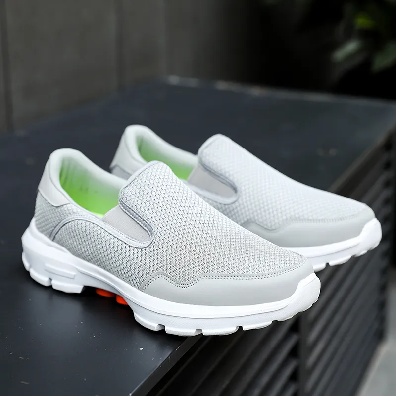 2021 Men Women Running Shoes Black Blue Grey fashion mens Trainers Breathable Sports Sneakers Size 37-45 qf