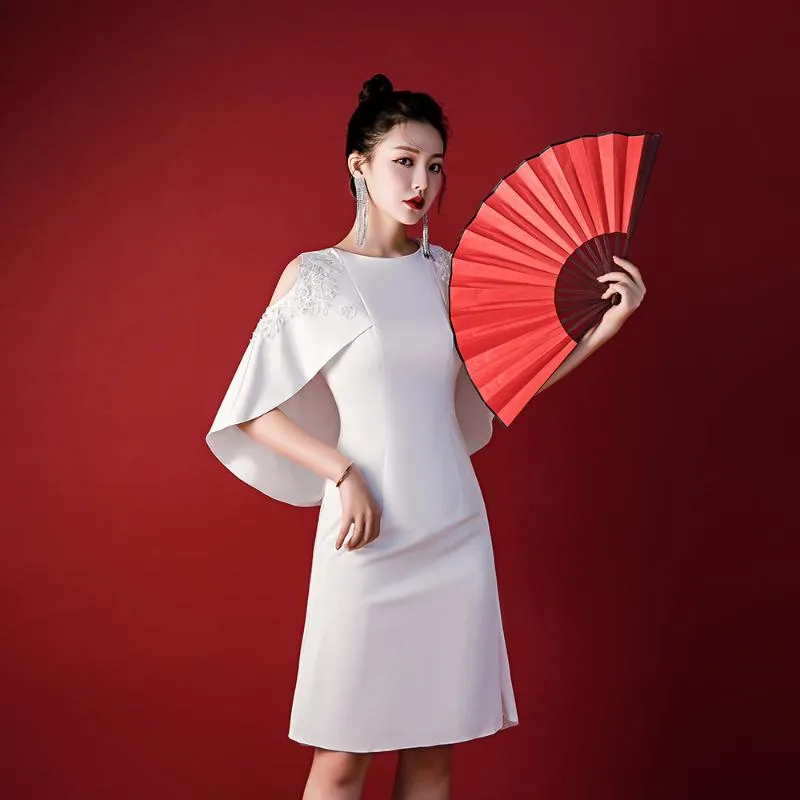 限定商品 送料無料 白い気質のイブニングパーティードレスエレガントなスリムな宴会の刺繍ホステス貴族のプロムのガウンショールビッグサイズ3倍の民族の服 直営店 大阪府 Karir Pterm Id