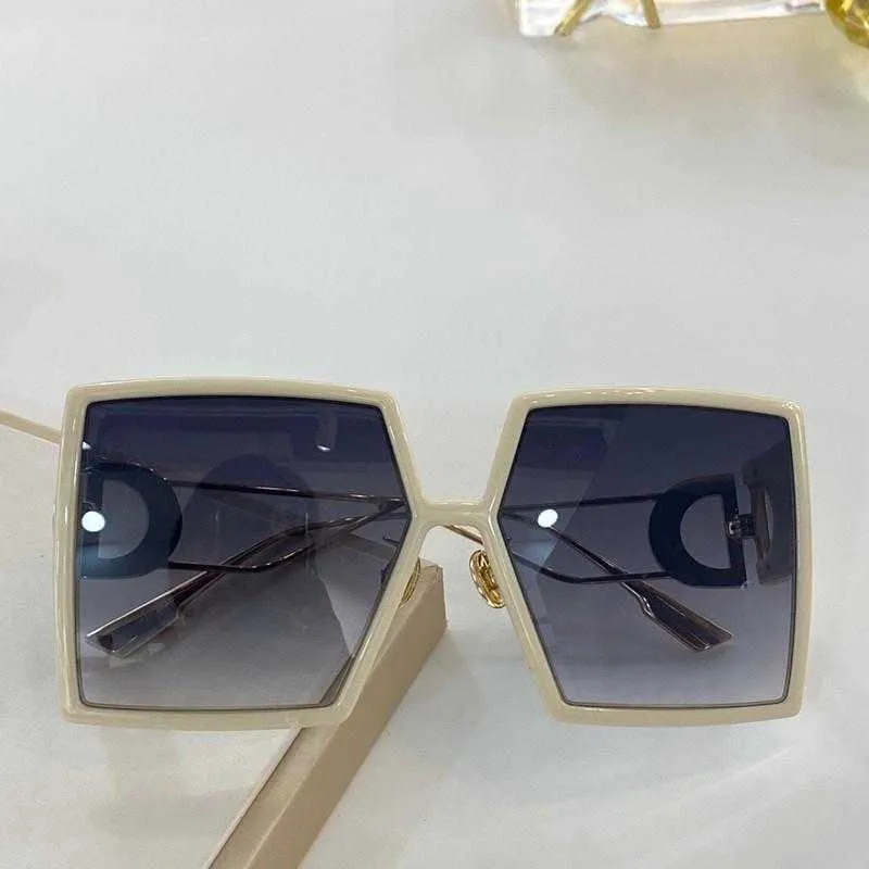 086 designer sunglasses For Women Special UV Protection Goggle Vintage big square Frame Top Quality free Come With Package