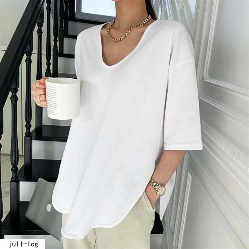 Koreański V-Neck White Cotton T-shirt Top Damskie Lato Pół Rękaw Loose Tshirt Arc Line Solid Tee Koszula FEMME 13683 210512