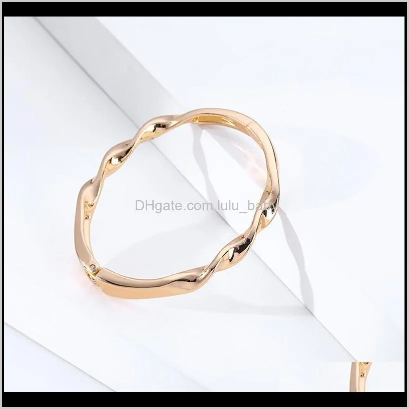 alloy jewelry fashion women irregular warp wave charm bracelet1