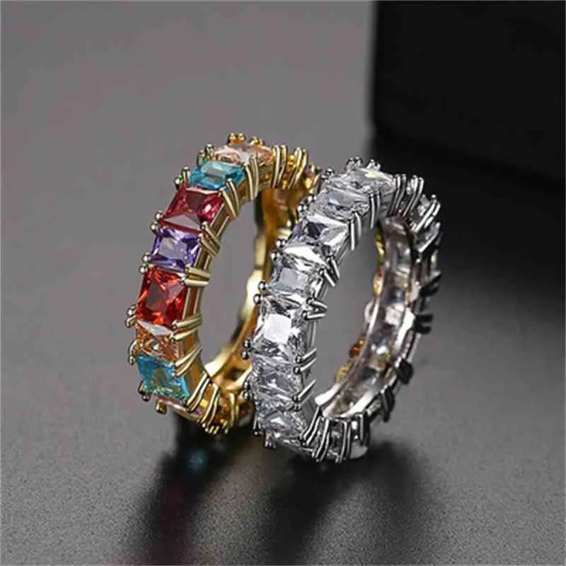 Bague de couple en zircon de couleur carrée en or à la mode 2021 Nouveau