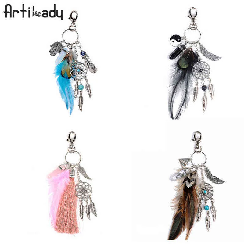 Artilady Natural Shell Keychain Opal Stone Dreamcatcher KeyRing Bag Charm Boho Smycken Fjäder Keychain för kvinnor H1126