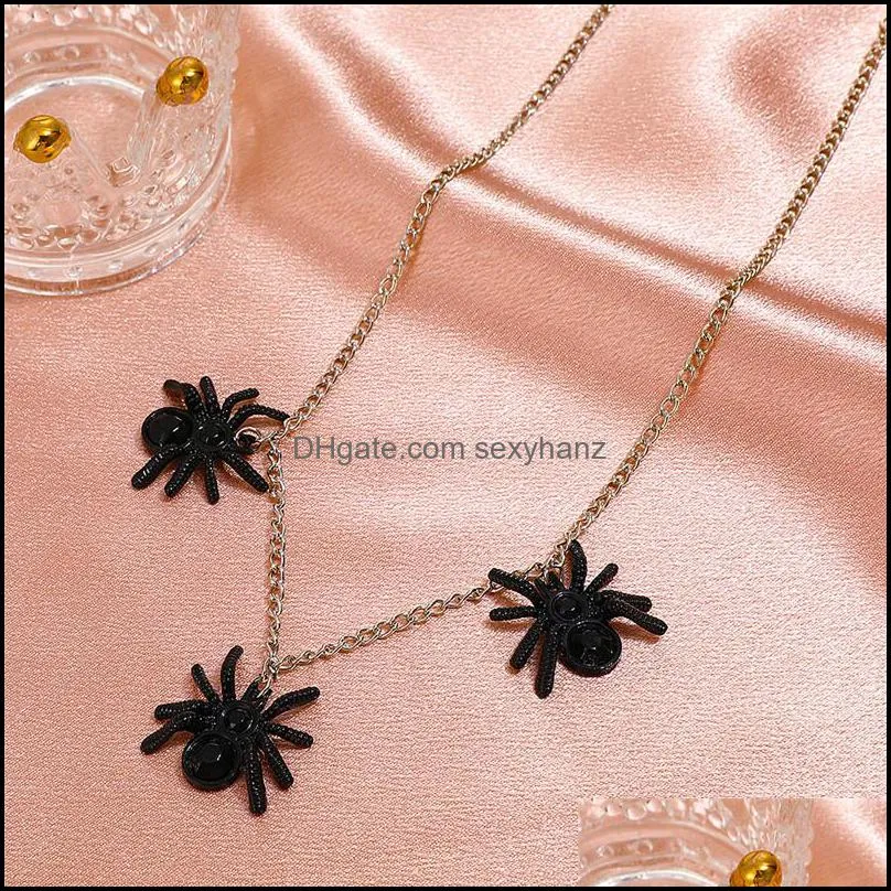 Yamog Gothic Black Spider Pendant Necklace Women Halloween Gift Punk Alloy Clavicle Chain European Retro Festival Party Neck Jewelry Accessories