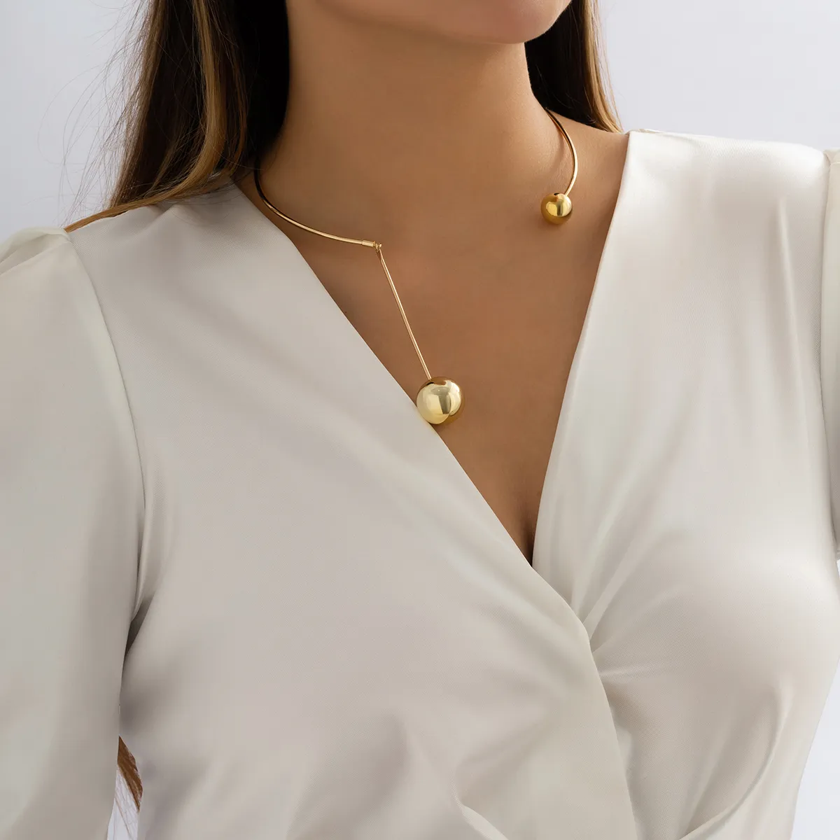 Vintage Big Ball Womens Pendant Necklace High Quality Punk Bead Long