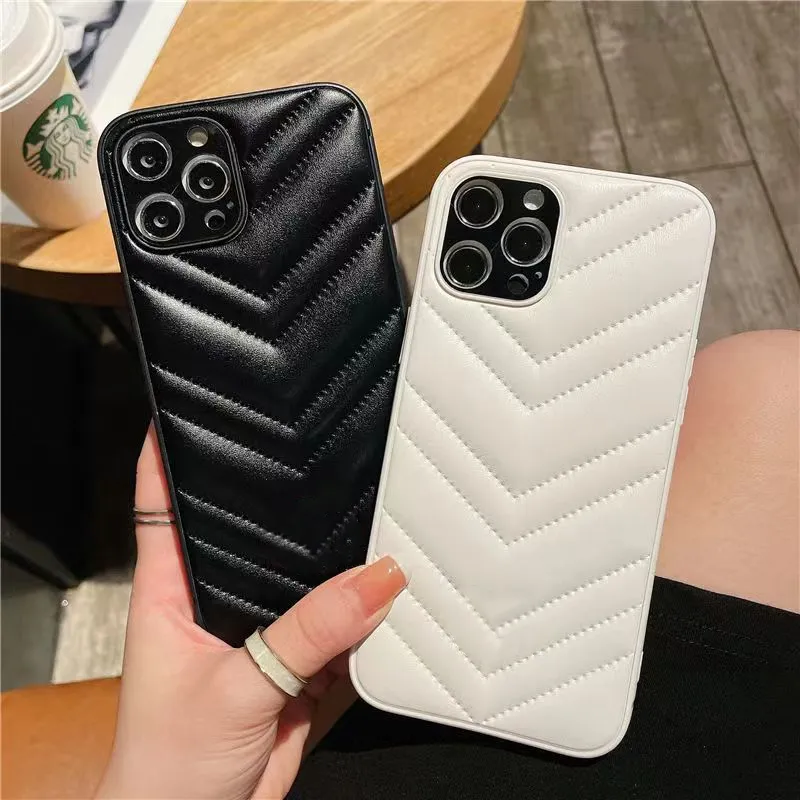 Designer Leather Phone Cases For iPhone 13 13Pro 13Promax 12 12Pro 12Promax 11 11Pro 11Promax Mobile Back Shell X XS XR XSMax 7 8 Plus Protection Cover Case