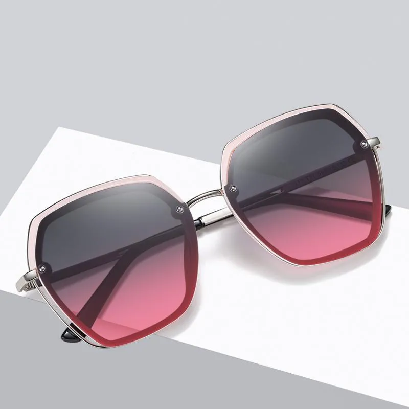 Solglasögon kvinnor polariserade UV400 gradientlins mode lyxiga damer vintage solglasögon utomhus retro glasögon för kvinnliga 2212sunglasses