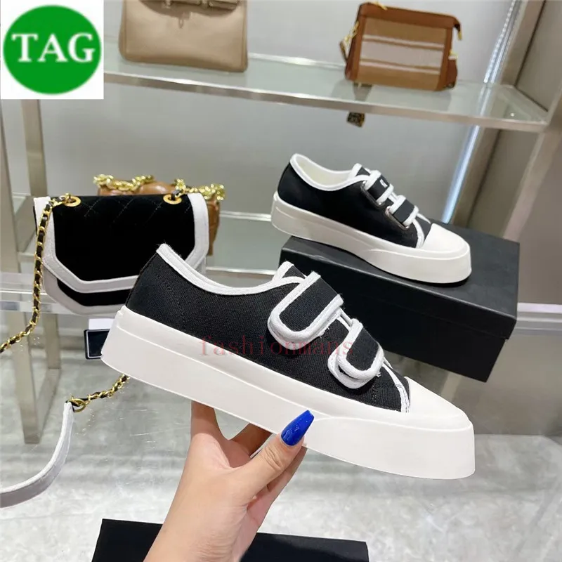 2022 Fashion casual shoes cnel Seasonless Canvas Double Strap Sneaker green triple white black women designer sneakers low luxury womens trainers US 5-10