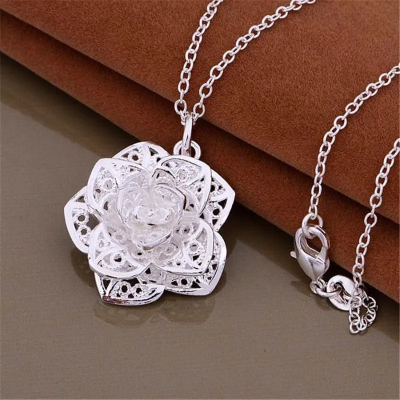 Chaînes Charms 925 Estampé Argent Jolies Fleurs Pendentif Collier Pour Femmes Mode Bijoux De Luxe Fête De Mariage Cadeaux De NoëlChaînes