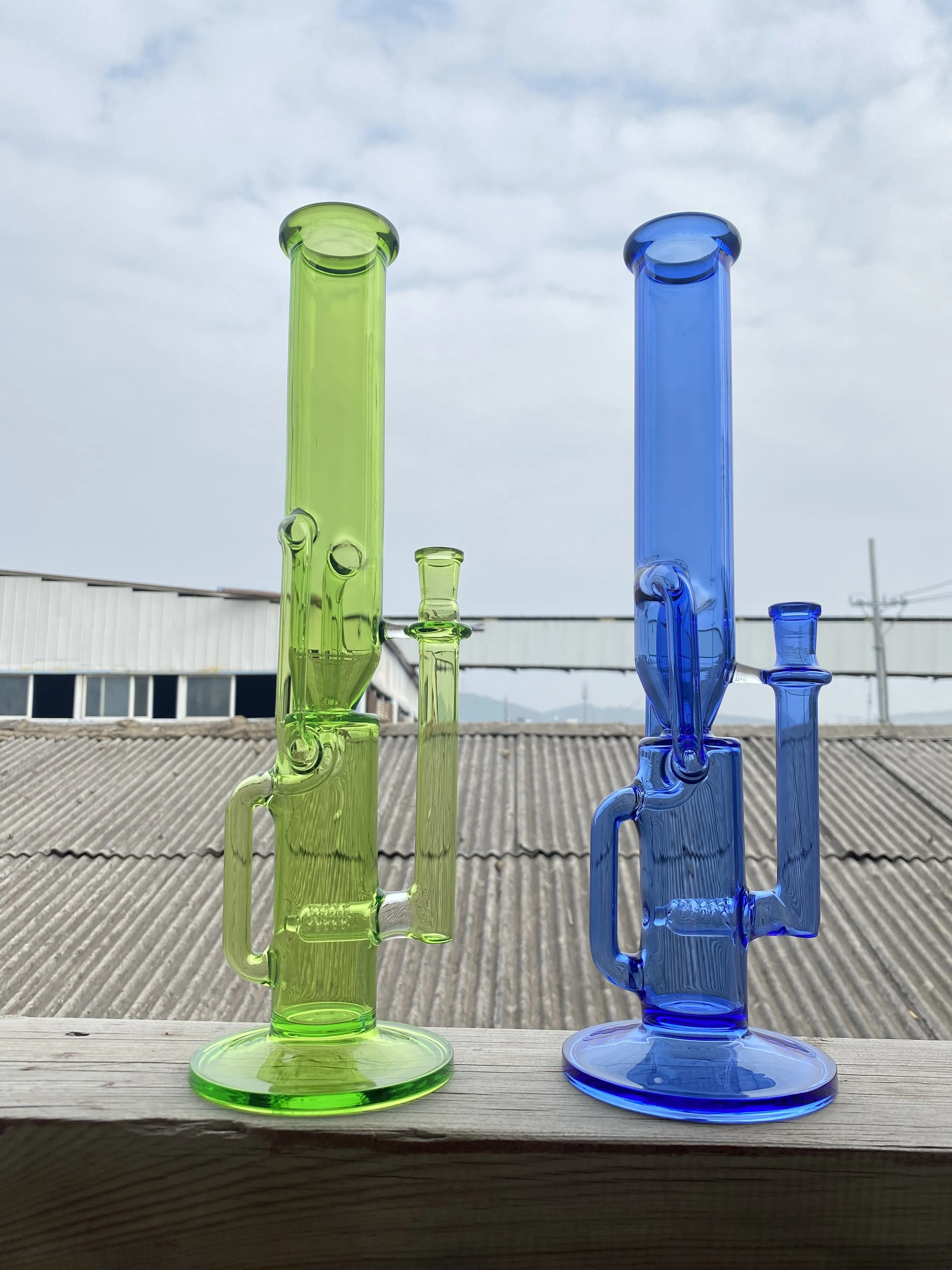 Multi-color beaker, glass hookah,recycle, 14mm joint, factory direct sales, price concessions,