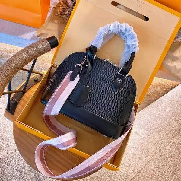 Alma BB Su Dalgalanma Omuz Crossbody Çanta Kabuk Kılıf Kadın Moda Messenger Çanta Tasarımcı Çanta Bayan Debriyaj Çanta M57426 M57540 Vintage Dana