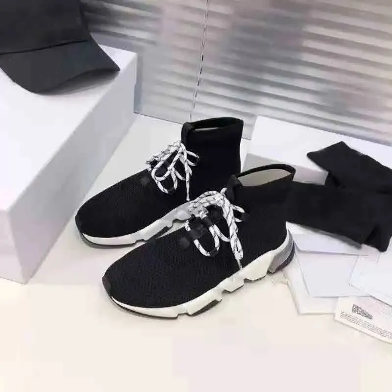 Najwyższej jakości pary na zewnątrz biegacz butów zwyczajny trener prędkości Lacet Soft Sock Sneakers Sports Jogging Walking Treners 35-45# Najlepsza jakość