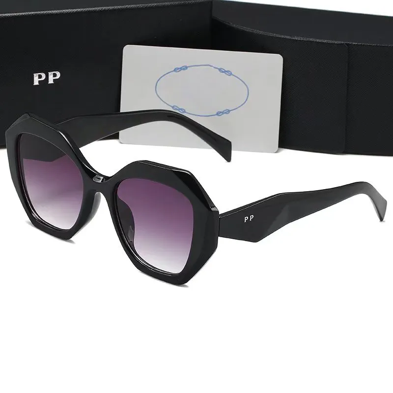 Womens Designer Sunglasses Classic Eyeglasses Goggle Outdoor Beach Sun Glasses For Man Woman 6 Colors Optional Triangular signature sunglass