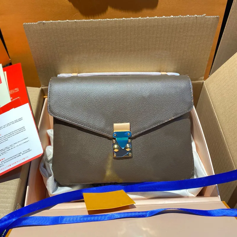 2022 Классический крест сумка для тела мода письма плеча женщин ручной сумка кошелек заложенный мессенджер натуральная кожа металлический хэп кросжи сумки клатч