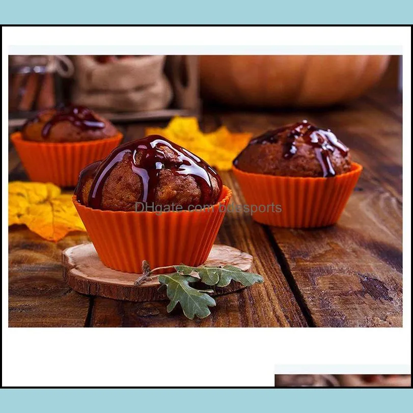 12pcs/Set Silicone Cake Mold Round Shaped Muffin Cupcake Baking Molds Kitchen Cooking Bakeware Maker DIY Cake Decorating Tools W107