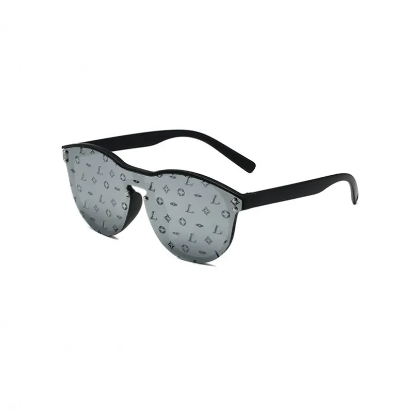 Wholesale Designer Round Sunglasses Original Eyeglasses Outdoor Shades PC Frame Fashion Classic Lady Mirrors for Women Men Driving Sun Glasses Unisex 9 Colors