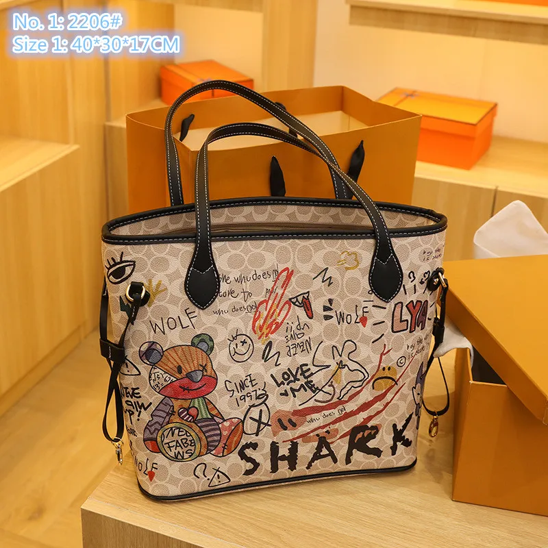 Wholesale shoulder bags 2 styles of large-capacity graffiti printed handbag Street trend contrast leather tote bag elegant atmosphere polka dot handbags 2206#