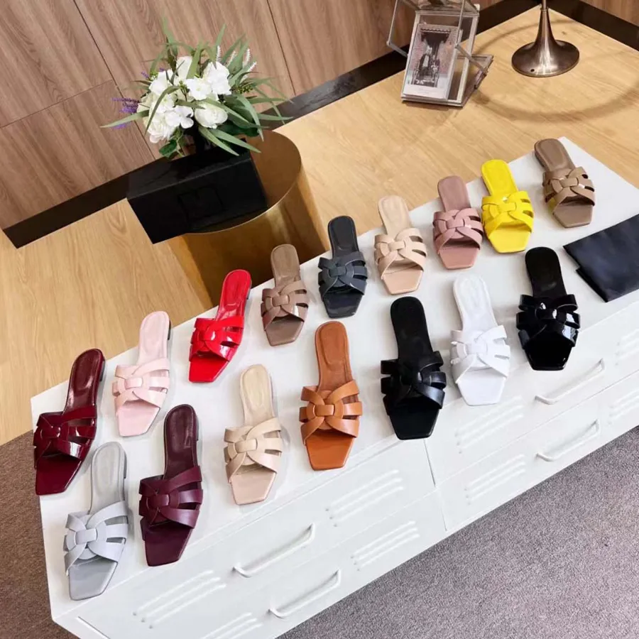 slides designer Leather Ladies Sandals Summer Flat Slipper fashion beach woman Big head Slipper Rainbow letters slippers black damen lightweight house high-end