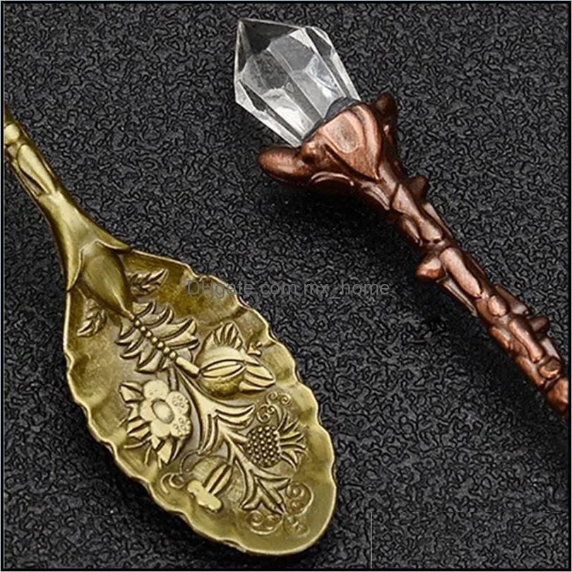 Crystal Head Vintage Coffee Scoops Royal Style Zinc Alloy Carved Mini Fruit Dessert Tea Ice Cream Spoon Flatware Mugs Mixing Spoons Table Decoration