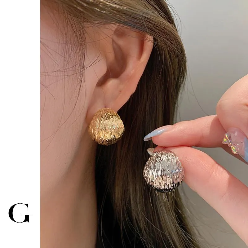Hoop & Huggie Vintage Golden Tone Hammered Texture Half Hoops Earring Femme Brushed Chunky Stud Daily Earrings For Lady Dome JewelryHoop