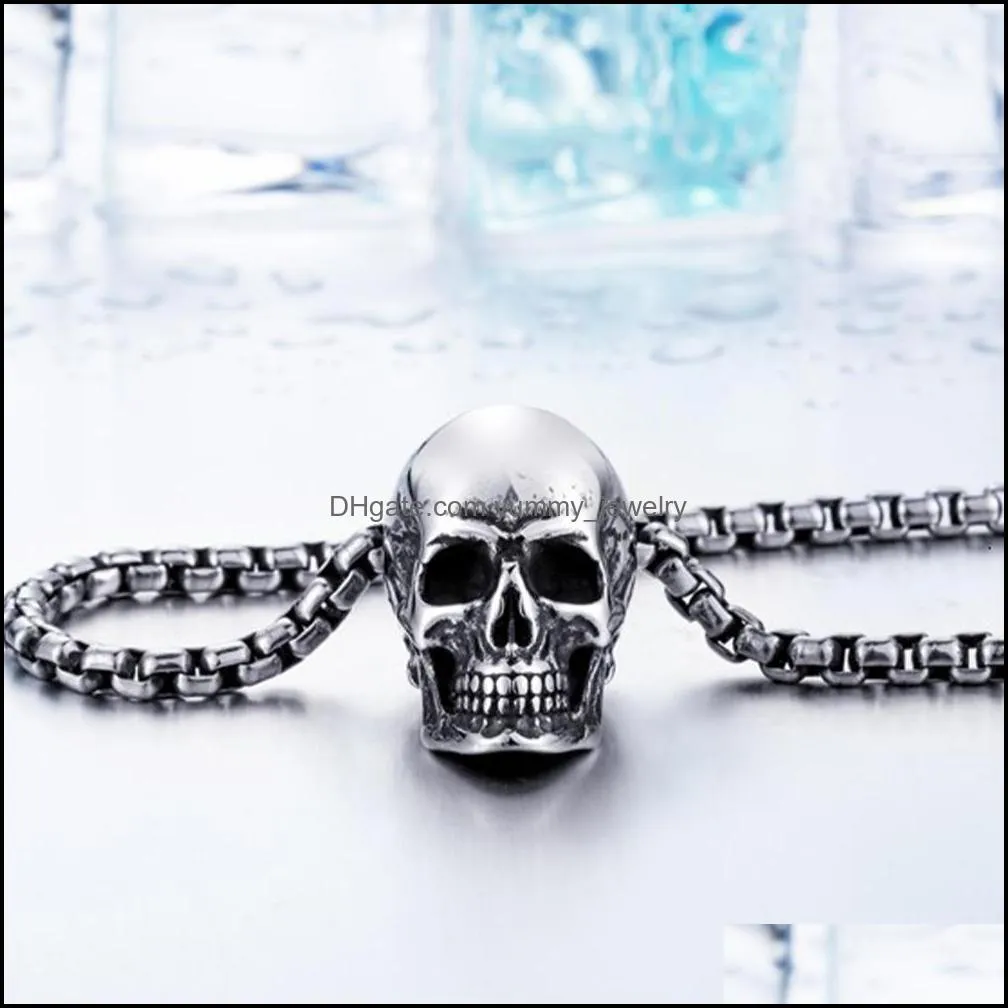 Vintage Mens Stainless Steel Pendant Necklace Gothic Biker Skulls Head Punk Choker with 60cm Rolo chain