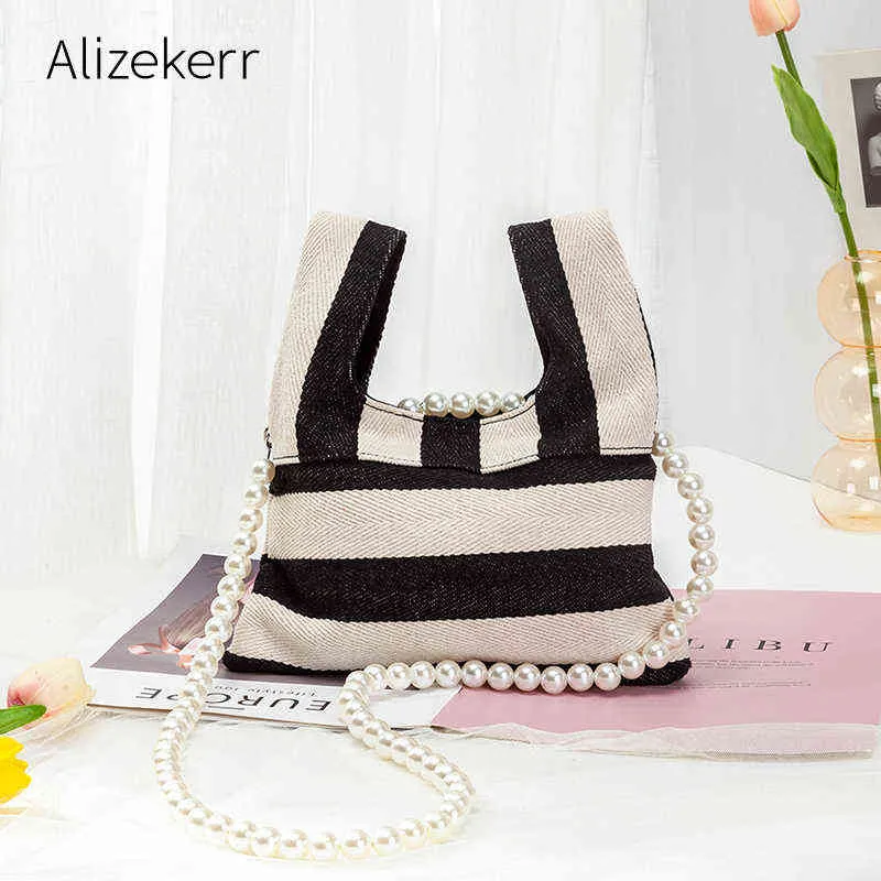 Evening Bags Pearls Chain Canvas Striped Crossbody Bags Korean White and Black Small Square Handbag Fashionable Shoulder Bag Personality 220316