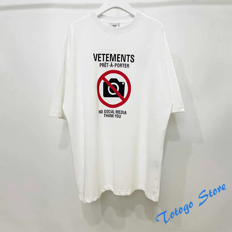 VETEMENTS 2022SS Nieuwe Geen Foto Slogan Brief Afdrukken Korte Mouw O-hals Casual Oversized Mode Tee Mannen Vrouw VTM T-Shirts